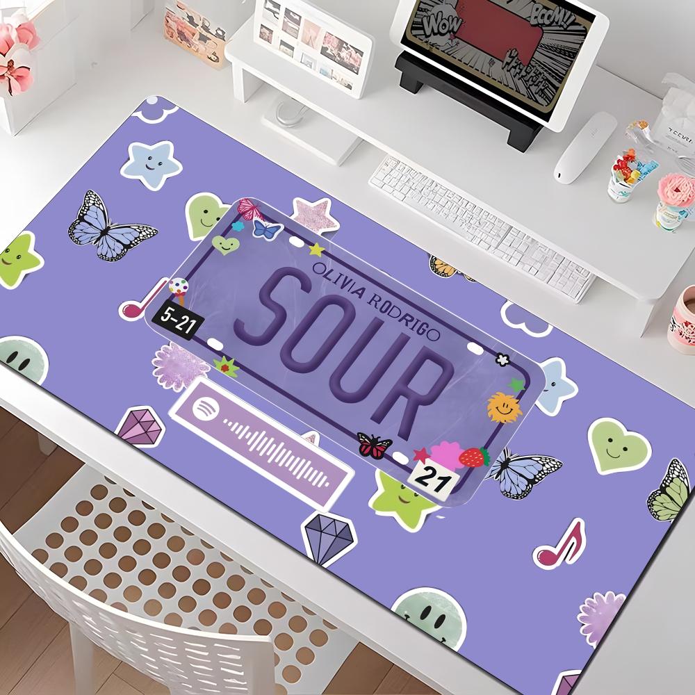 歌手 O-オリビア・ロドリゴES マウスパッド 複数サイズ  - Multiplication Table Mat のレビューと価格